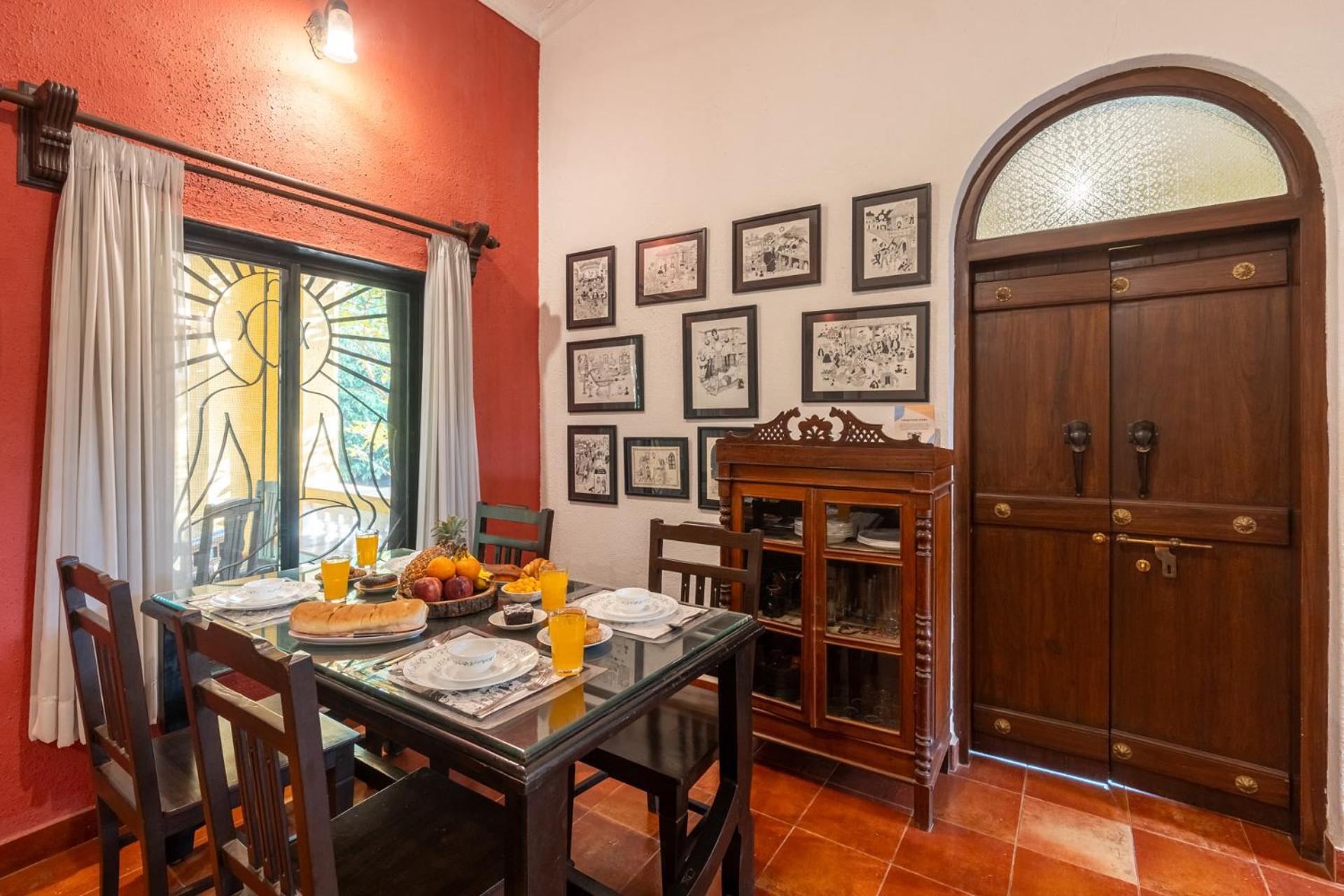 Vintage Estate - Lakeside Allure With Vintage Decor,A Plunge Pool & A Lawn Featuring A Charming Gazebo Karjat Exterior foto