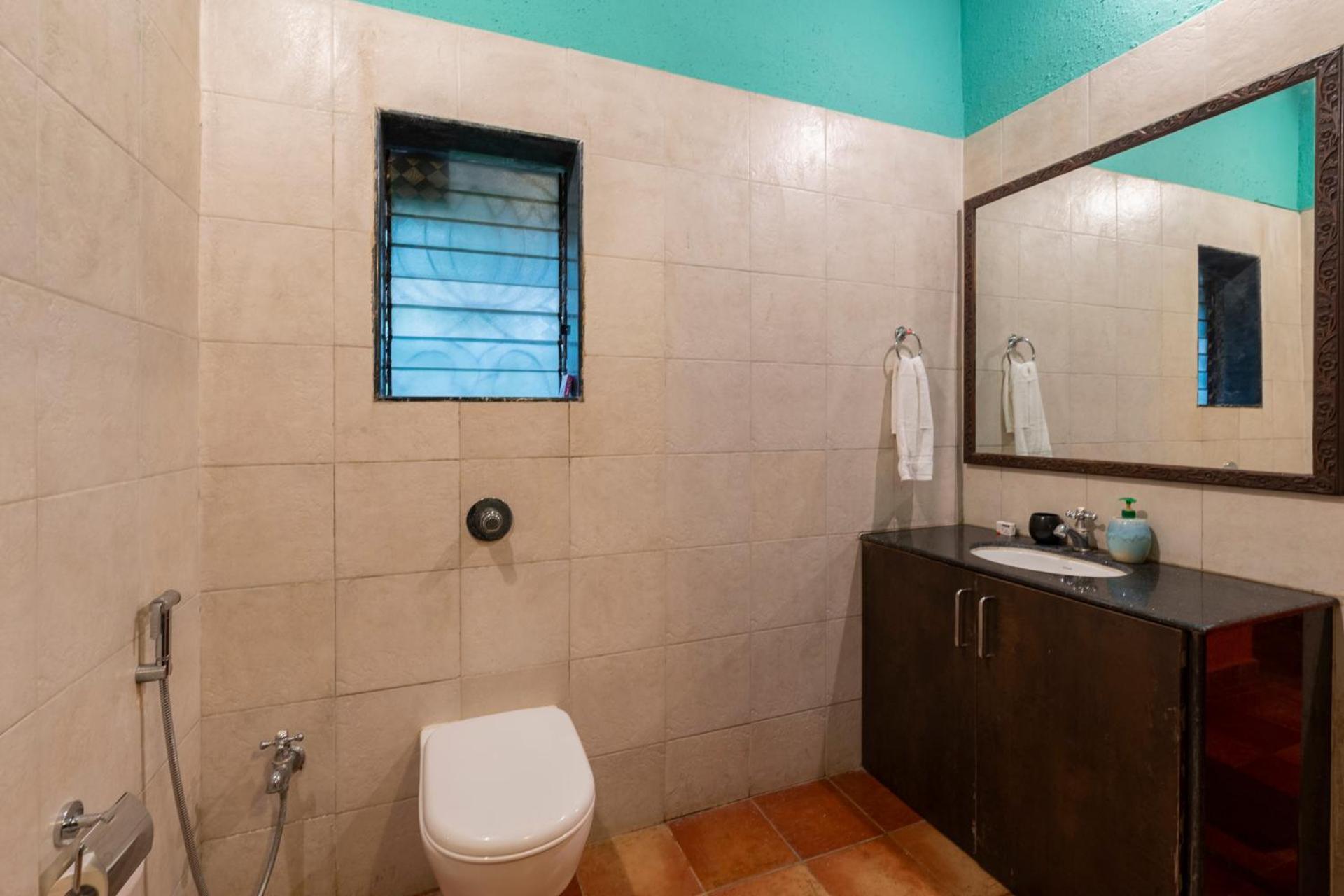 Vintage Estate - Lakeside Allure With Vintage Decor,A Plunge Pool & A Lawn Featuring A Charming Gazebo Karjat Exterior foto